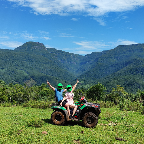 Passeio de Quadriciclo e UTV - Canyons do Brasil